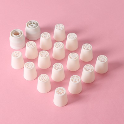 Набор насадок кондитерских, d=3.5 см, 16 шт., 2 адаптера, пластик, МИКС