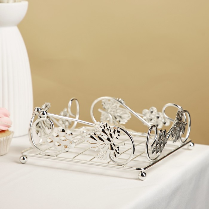 Салфетница «Виноград», декоративная, 13.5×13.5×7 см, цвет серебряный - Фото 1