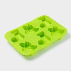 Форма для выпечки Доляна «Новый год. Колокольчики и сапожок», силикон, 25,5×17 см, 6 ячеек, зелёная - Фото 4
