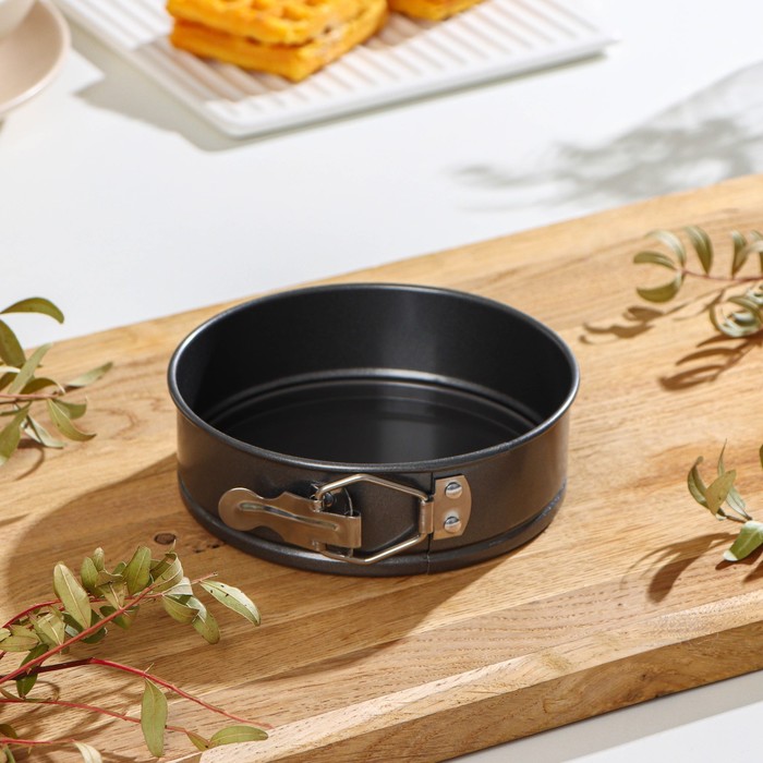 Форма для выпечки Доляна «Элин. Круг», 14×4.5 см, разъёмная, антипригарное покрытие, чёрная - Фото 1