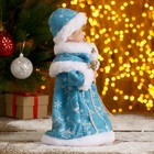 Снегурочка "Голубая шубка, с посохом" с подсветкой, двигается, 30 см, голубой - Фото 4