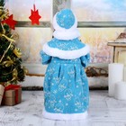 Снегурочка под ёлку «Зимнее волшебство. Голубая шубка с посохом» двигается, 40 см - Фото 3