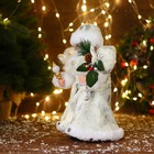Дед Мороз "В белой шубке с подарками" двигается, с подсветкой, 30 см - фото 3822729