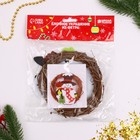 Ёлочное украшение из фетра «Венок и снеговик с метлой», своими руками - Фото 5