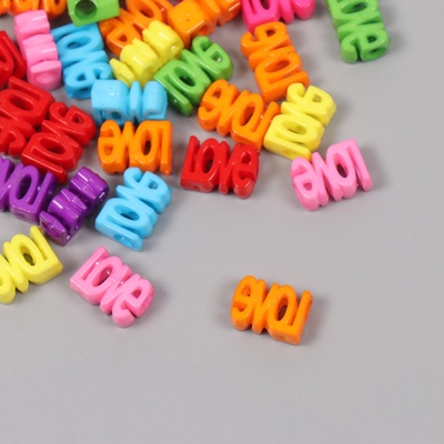 Набор бусин для рукоделия и плетения «Арт Узор. Надпись Love», 50 шт., цветные, пластик, 1×1.7 см
