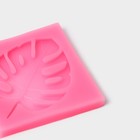 Молд Доляна «Лист.Тропики», силикон, 6,5×6,5 см, цвет розовый - фото 4255604