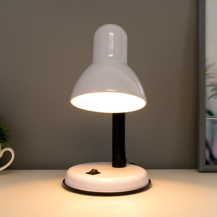 Лампа настольная Е27, с выкл. (220В) белая 34х14х14 RISALUX - фото 1886337708