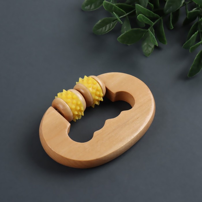 Массажёр, деревянный, 11 × 8 × 2,5 см, 2 ролика, цвет МИКС 17436