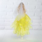 Кукла на подставке «Принцесса», жёлтое платье, белая фата - Фото 3