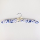 Плечики для одежды мягкие «Розы синие», размер 40-42, цвет фиолетовый - Фото 4