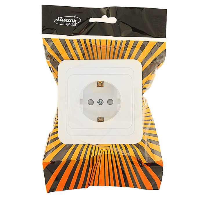 Розетка одноместная Luazon Lighting "ЕКБ", 16 А, скрытая, с з/к, с защит. шторк., белая - фото 18617960 Розетка одноместная Luazon Lighting "ЕКБ", 16 А, скрытая, с з/к, с защит. шторк., белая - фото 18617960