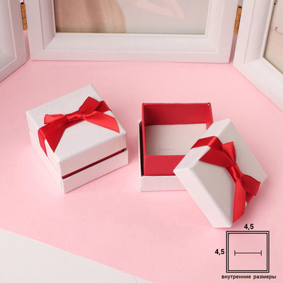 Коробочка подарочная под серьги/кольцо «Рафаэлло», 5×5, цвет бело-красный