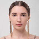 Серьги висячие «Голливуд» блеск нитей, цвет золото, 14,5 см - Фото 6