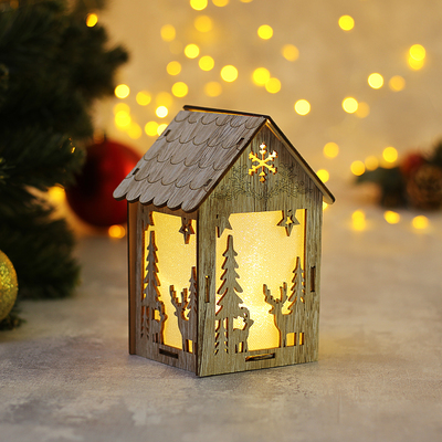 Подвеска световая "Домик с Оленем", 11х15х8 см, 1 LED, бат.(в комп), серое окно, Т/БЕЛЫЙ
