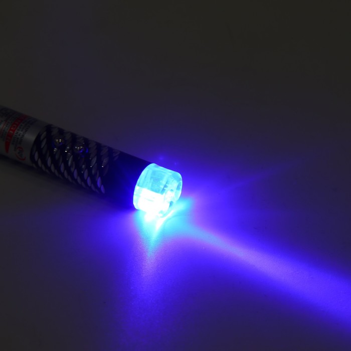 Лазерная указка "Мастер К", с карабином, 2 LED, 7 х 1.5 см - фото 1905507644