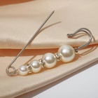 Булавка «Квартет», 7.5 см, белая в серебре - Фото 1