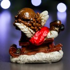 Фигура "Девочка на санях" красный 9х6х9см - фото 23356329