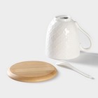 Набор керамический чайный на бамбуковой подставке BellaTenero, 6 предметов: 2 чашки 350 мл, 2 деревянных блюдца d=12 см, 2 ложки, цвет белый - фото 4257191