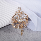 Брошь «Балерина» в ажурной юбке, цвет белый в золоте - Фото 1