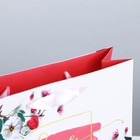 Пакет подарочный ламинированный, упаковка, «Любовь дарит тебе счастье», 22 х 17.5 х 8 см - Фото 7