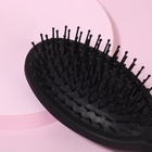 Расчёска массажная, прорезиненная ручка, 8×24 (±1) см, чёрная - Фото 3