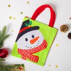Сумочка для подарков «Снеговик шарфик в клеточку», размер 20×24 см - фото 8741365