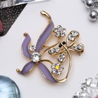 Брошь «Стрекозка» в цветах, цвет сиренево-белый в золоте - Фото 1