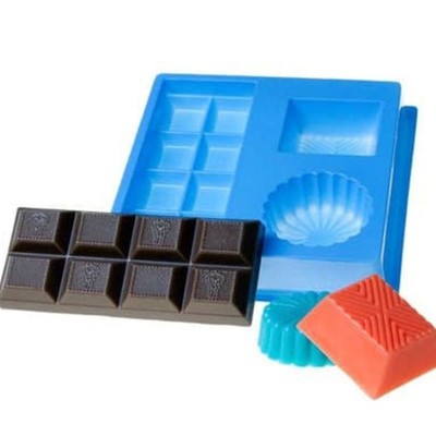 Пластиковая форма для мыла МК "Шоколад" 4,5х10,5, 4х3,5, d=4,5 см МИКС