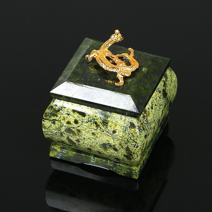 Шкатулка "Коронованная ящерица", 5х5х5 см, натуральный камень, змеевик - фото 1905510339