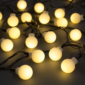 {{photo.Alt || photo.Description || 'УЦЕНКА Гирлянда «Нить» 5 м с насадками «Шарики белые», IP20, тёмная нить, 30 LED, свечение тёплое белое, 8 режимов, 220 В'}}