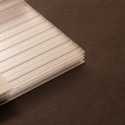 Панели из поликарбоната Novattro Prof, 330 мм, 10-4C, 6 м, многослойные, прозрачные, лист