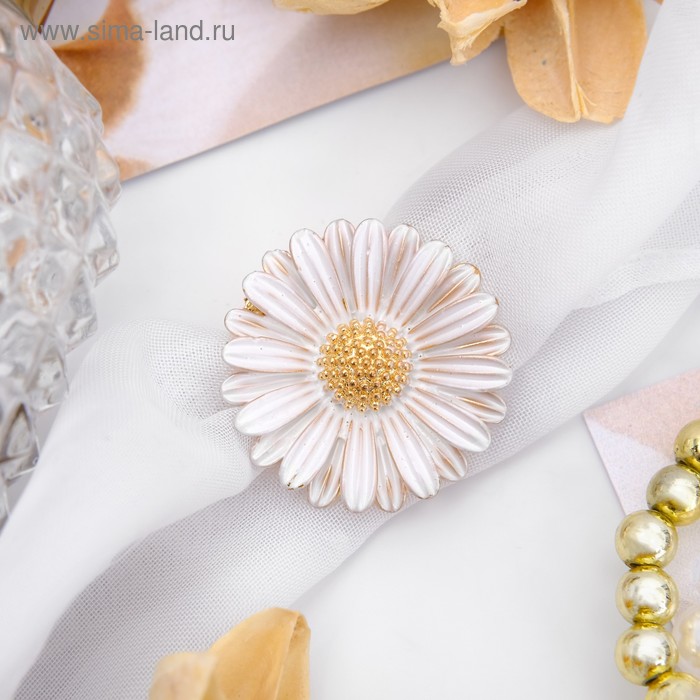 Зажим для платка «Цветок ромашка», цвет белый в золоте - Фото 1