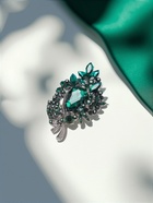 Брошь «Императрица», ветвь, цвет изумрудный в сером металле - Фото 2