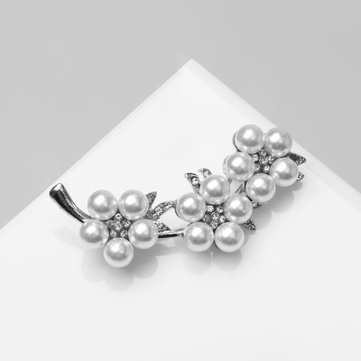 Брошь «Цветочное трио» жемчуг, цвет белый в серебре