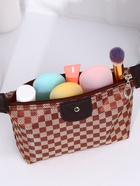 Косметичка простая на молнии, в клетку, средний размер, кофейная - Фото 4