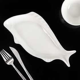 Блюдо фарфоровое «Карл», 26×12×2,5 см, цвет белый