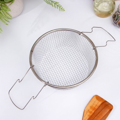 Кастрюля «Ренард», 4 л, с крышкой, сетка фри 26×9 см, антипригарное покрытие, углеродистая сталь, красная