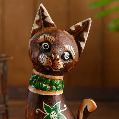Интерьерный сувенир «Кошка с зелёным цветком», 30 см
