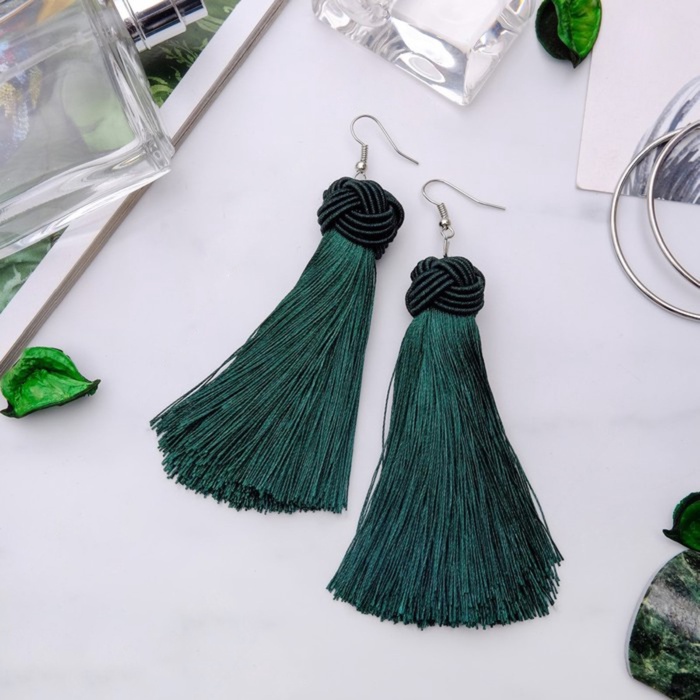 Серьги «Кисти» романс, цвет зелёный в серебре, длина кисти от 8 см - Фото 1