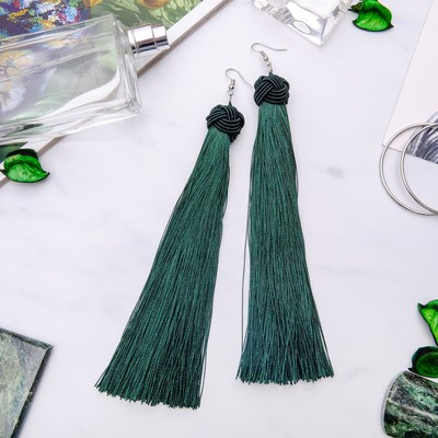 Серьги «Кисти» романс, цвет зелёный в серебре, длина кисти 16 см