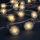 УЦЕНКА Гирлянда «Нить» 5 м с насадками «Ёжики белые», IP20, прозрачная нить, 30 LED, свечение тёплое белое, 8 режимов, 220 В - Фото 1