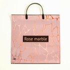 Пакет "Розовый мрамор", полиэтиленовый с пластиковой ручкой, 36 х 37 см, 100 мкм - фото 318145911
