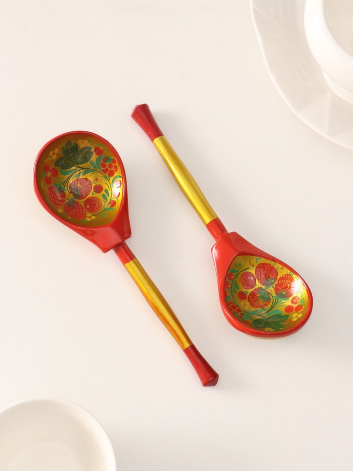 Ложка деревянная «Традиционная», полубаская, золото, 19×6 см, хохлома - Фото 1