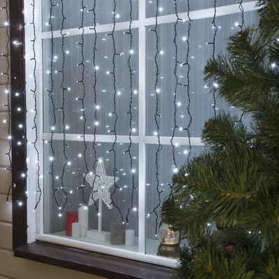 УЦЕНКА Гирлянда «Занавес» 2×1.5 м, IP44, УМС, 220 В, тёмная нить, 360 SMD-LED, свечение белое