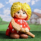 Садовая фигура "Домовой с веником" 39см - Фото 1