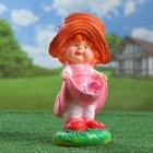 Садовая фигура "Девочка в шляпе" 12х14х30см - Фото 1