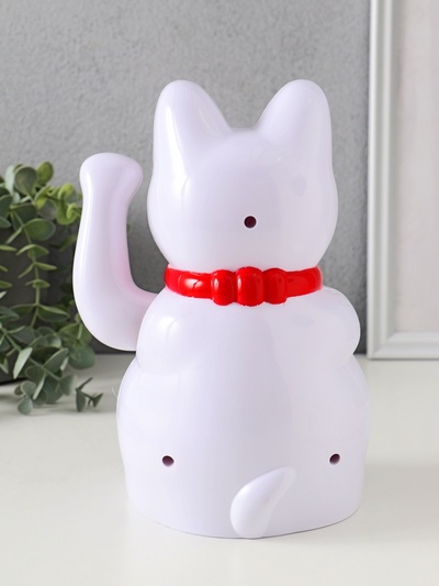 Маятник настольный антистресс «Манэки-нэко белый», пластик, от батареек 2×АА, 21×14×11.3 см