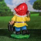 Садовая фигура "Гном с лопатой и ведром воды", разноцветная, гипс, 33 см - Фото 3