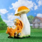 Садовая фигура "Заяц под грибом" 35х32х45см - Фото 1