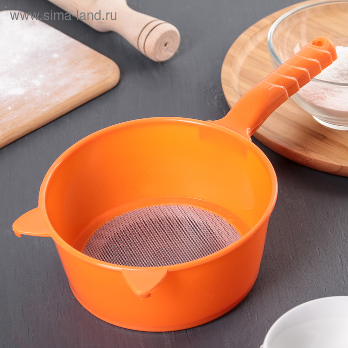 Сито для просеивания с ручкой «Ушки», d=15.5 см, оранжевое - Фото 1